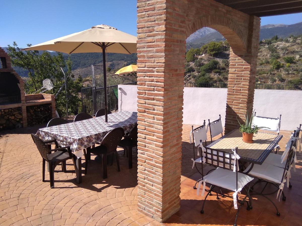 Casa Rural La Revuelta Con Las Mejores Vistas A La Naturaleza Yunquera Bagian luar foto
